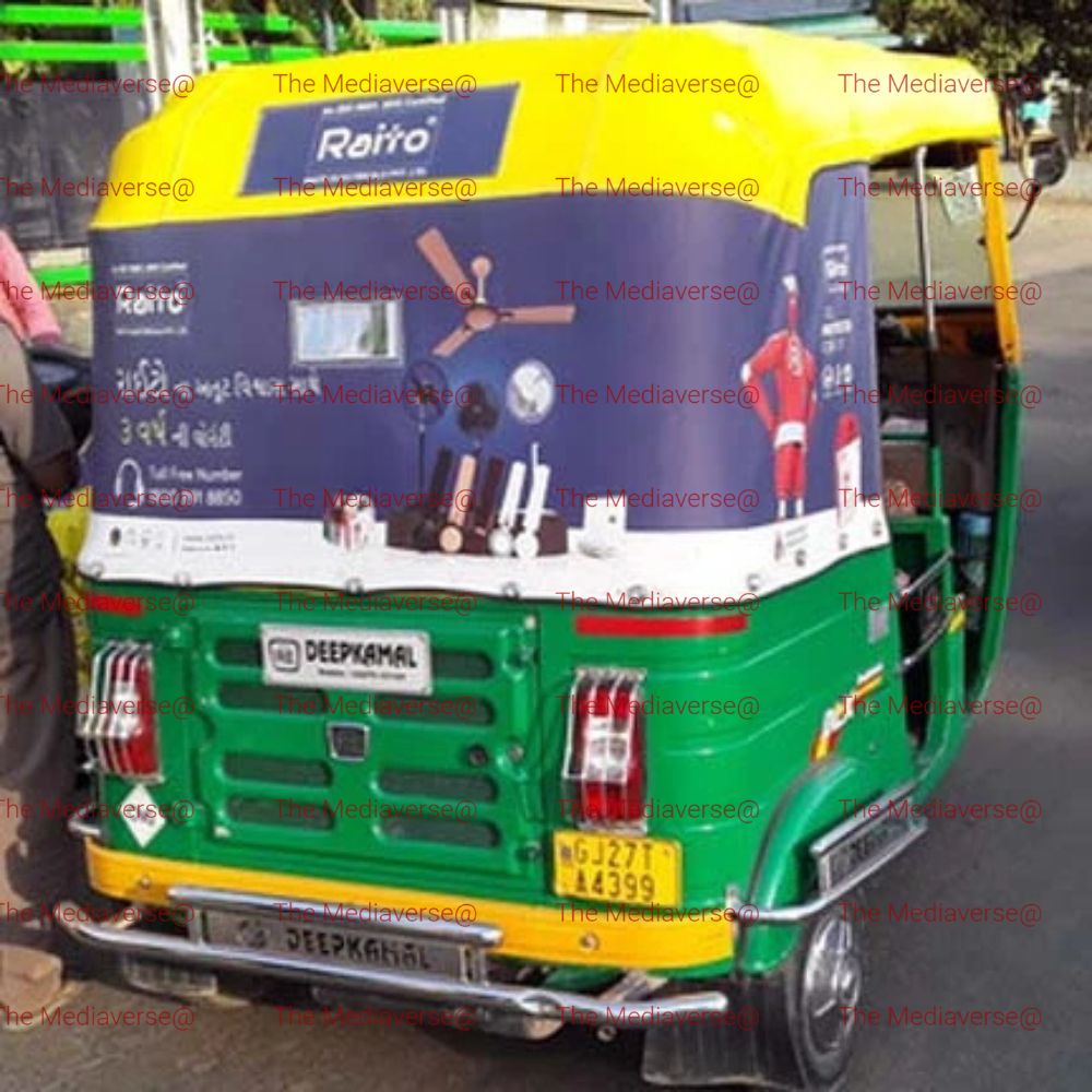 Branded auto rickshaws moving through a busy Indian street, the underrated low-cost outdoor format by The Mediaverse